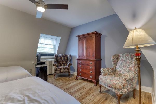 Hochelaga Inn (Kingston)